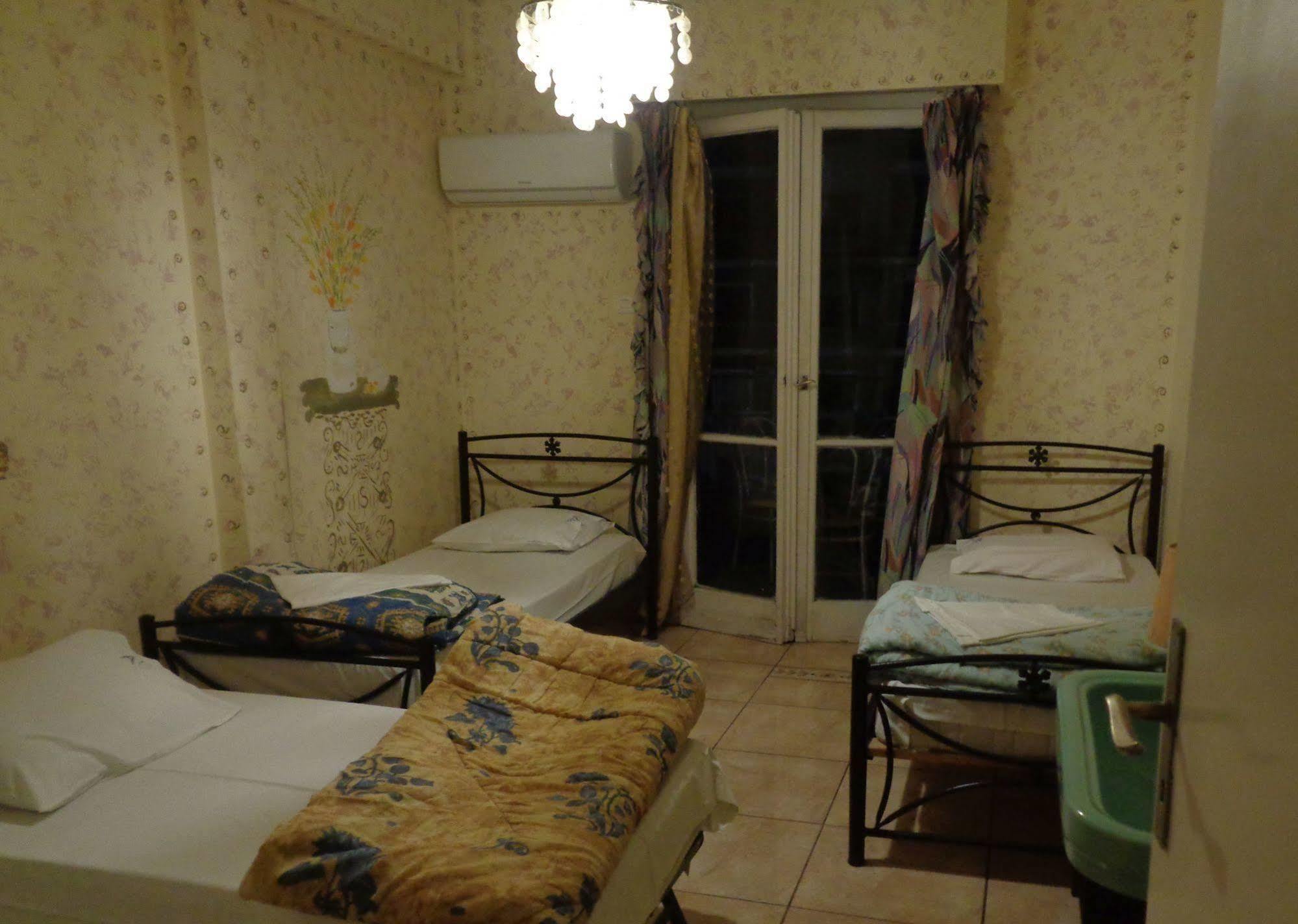 Athens House Pansiyon Dış mekan fotoğraf