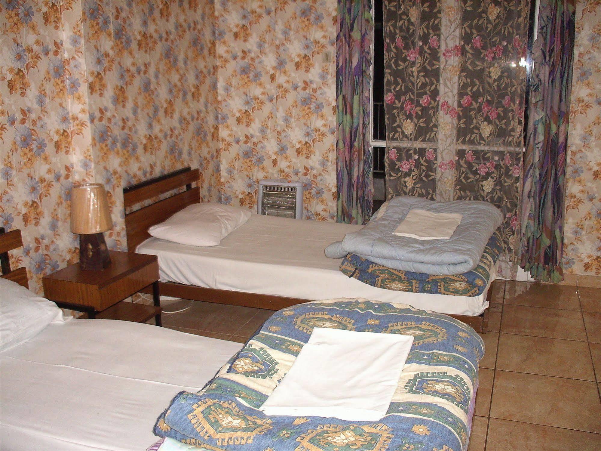 Athens House Pansiyon Dış mekan fotoğraf